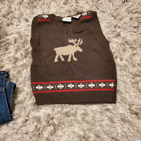 Christmas vest - Picture 1 of 2